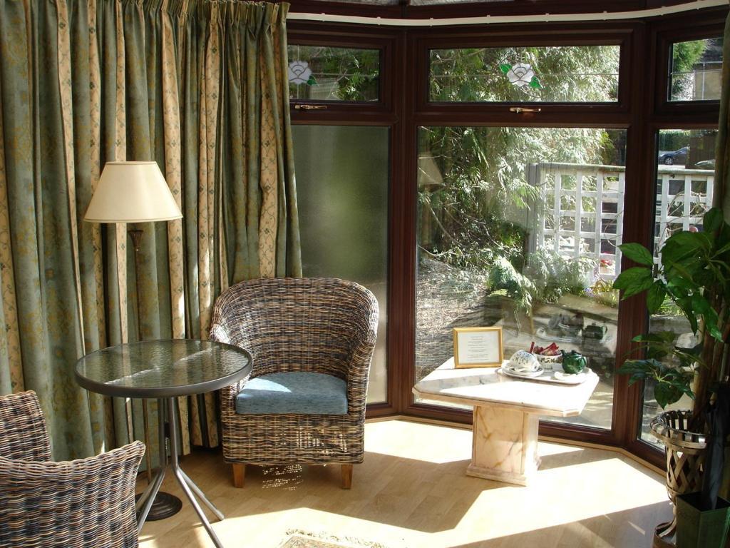 Coach House Cottage Борнмут Номер фото