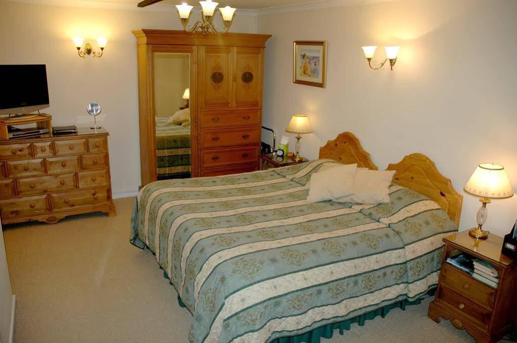 Coach House Cottage Борнмут Екстер'єр фото